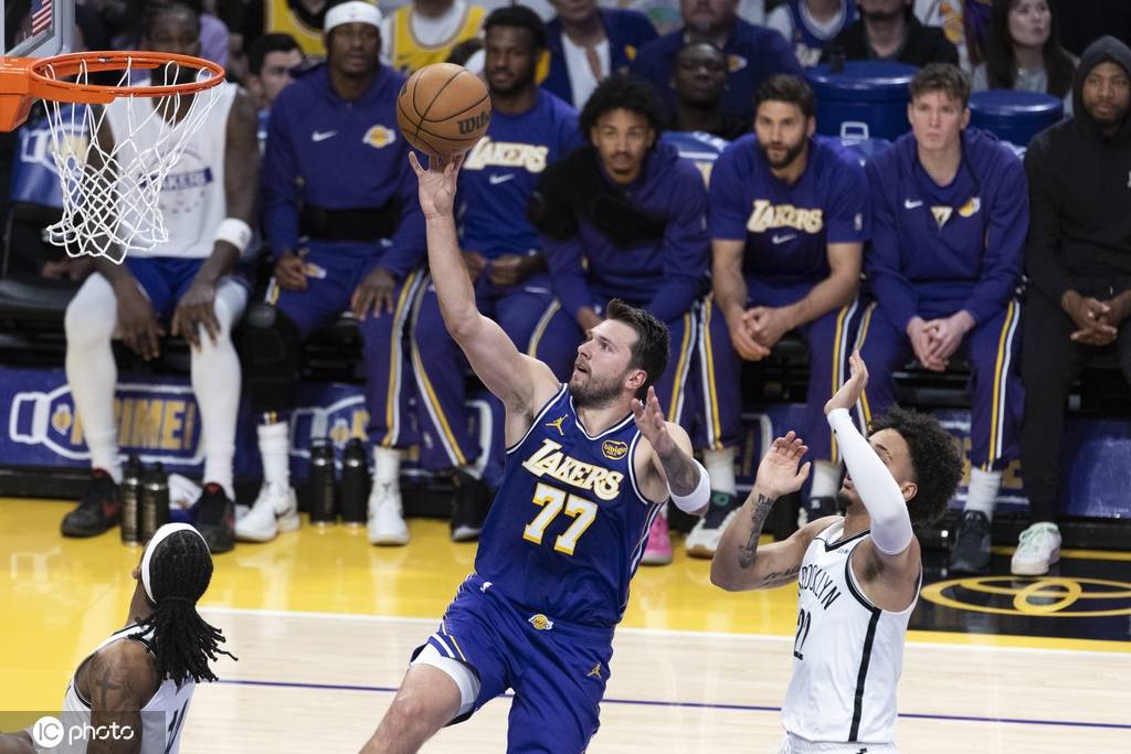 湖人抢位利好仍需算小账 西部头名之争与MVP挂钩?